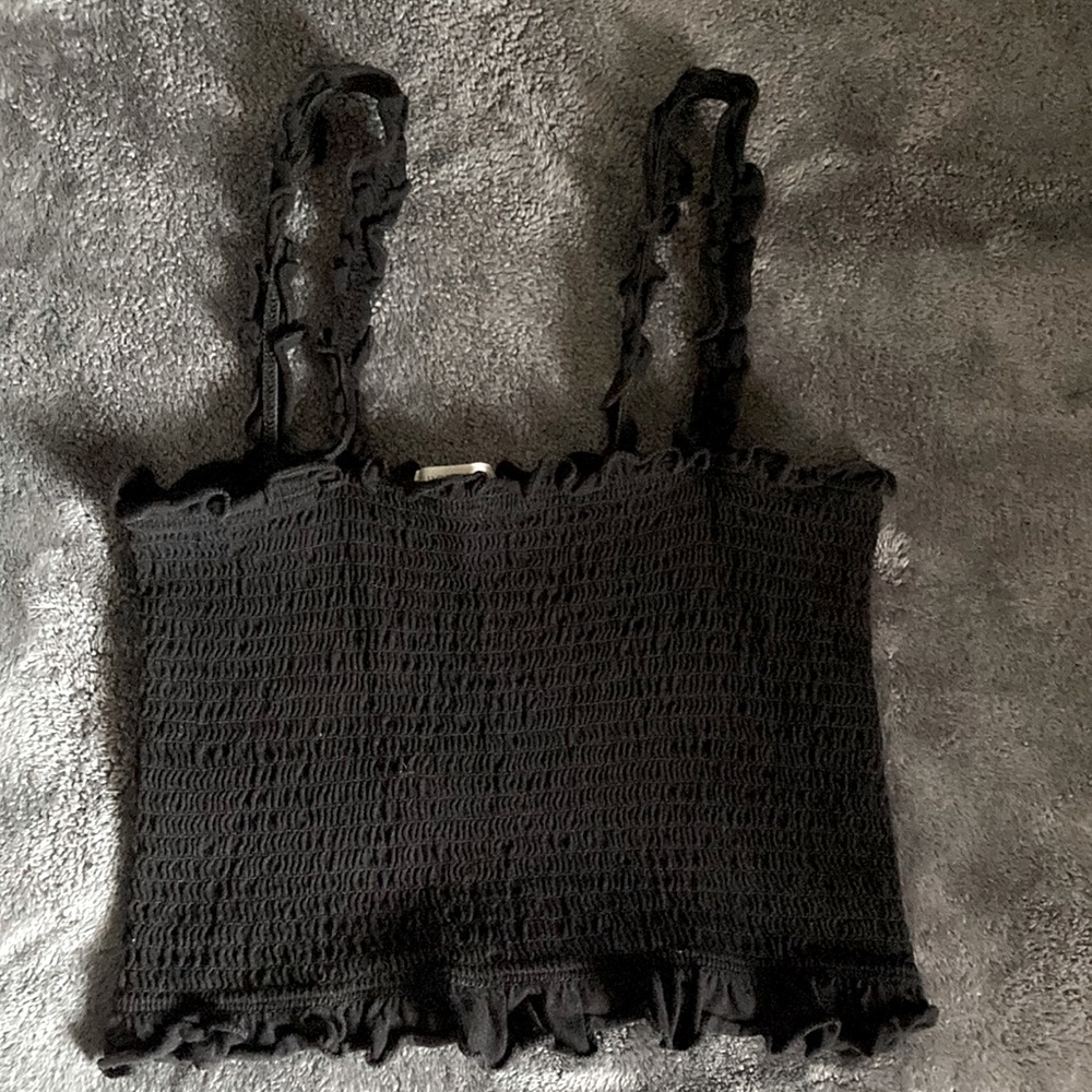 black crop top